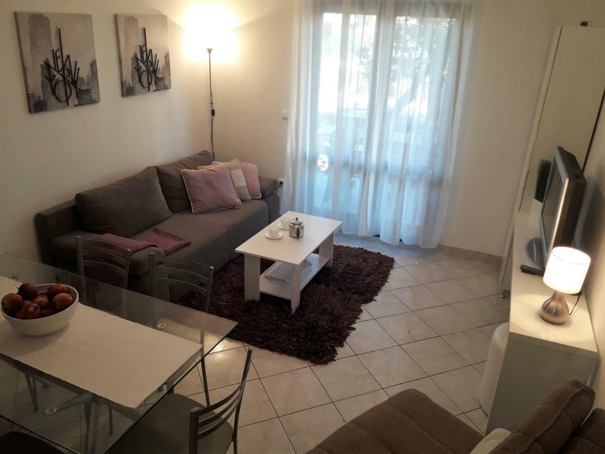 Sukošan Apartments Ane מראה חיצוני תמונה